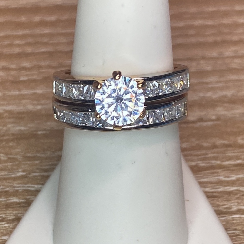 NEW 22K Gold Plated CZ Ring Set simulated diamonds bling ice - Picture 2 of 11
